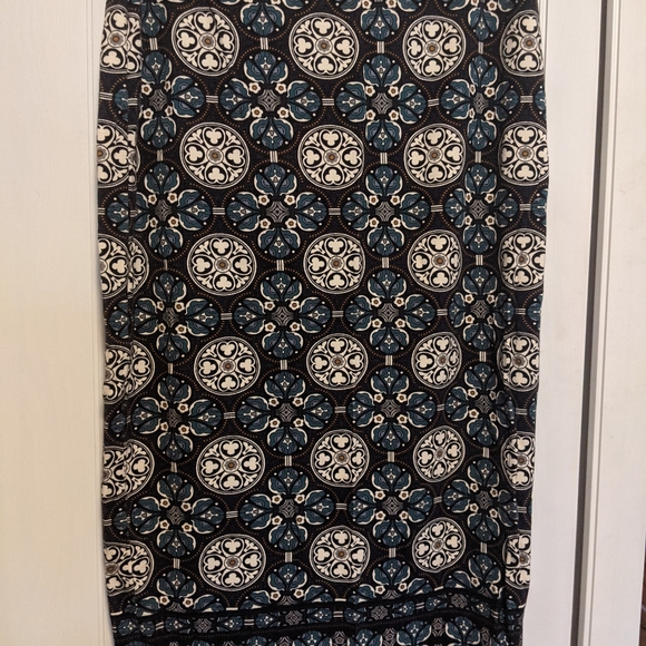 Max Studio pencil skirt - Picture 1 of 2